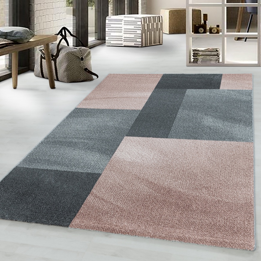 Efor Geometric Rose Rug